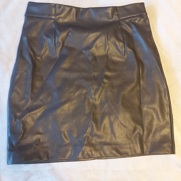 Dynamite Faux Leather Skirt - Picture 2 of 2